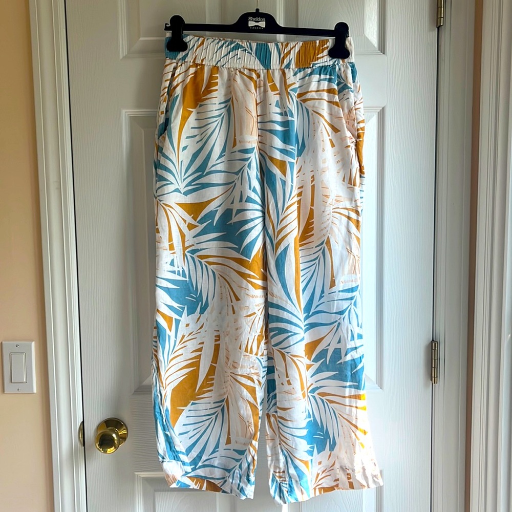 Cynthia Rowley White Wide-Leg Tropical Print Pants with Blue & Mustard Leaves